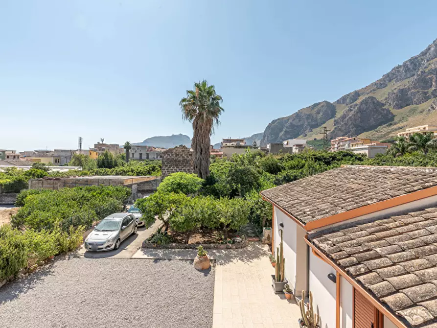 Immagine 32 di Villa in vendita  in Via Ciaculli a Palermo
