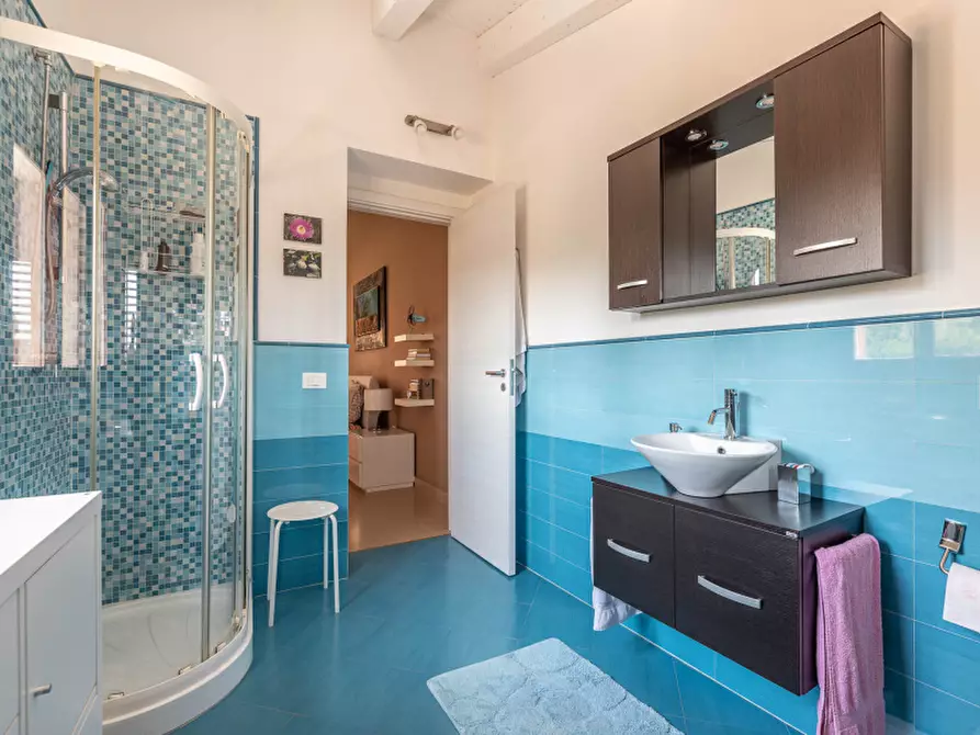 Immagine 36 di Villa in vendita  in Via Ciaculli a Palermo