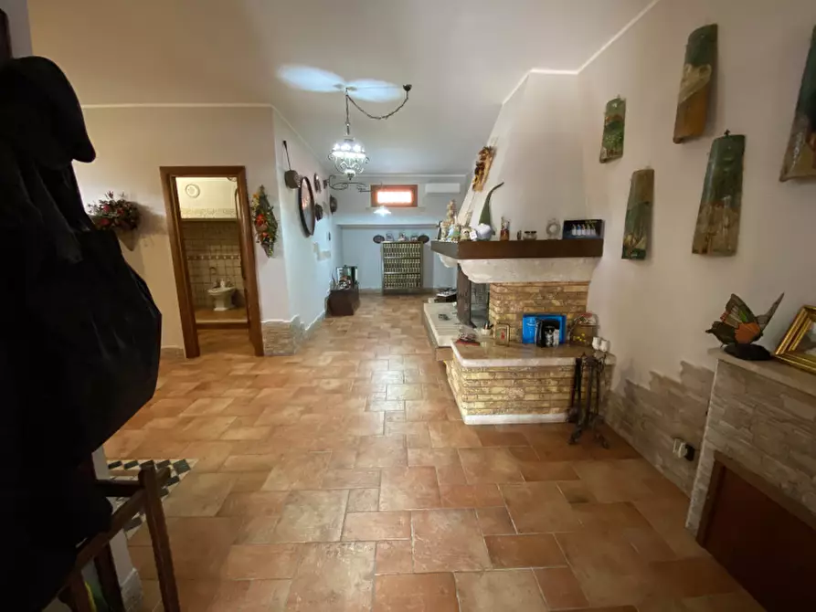 Immagine 13 di Villa in vendita  in Via Siliqua a Fiumicino