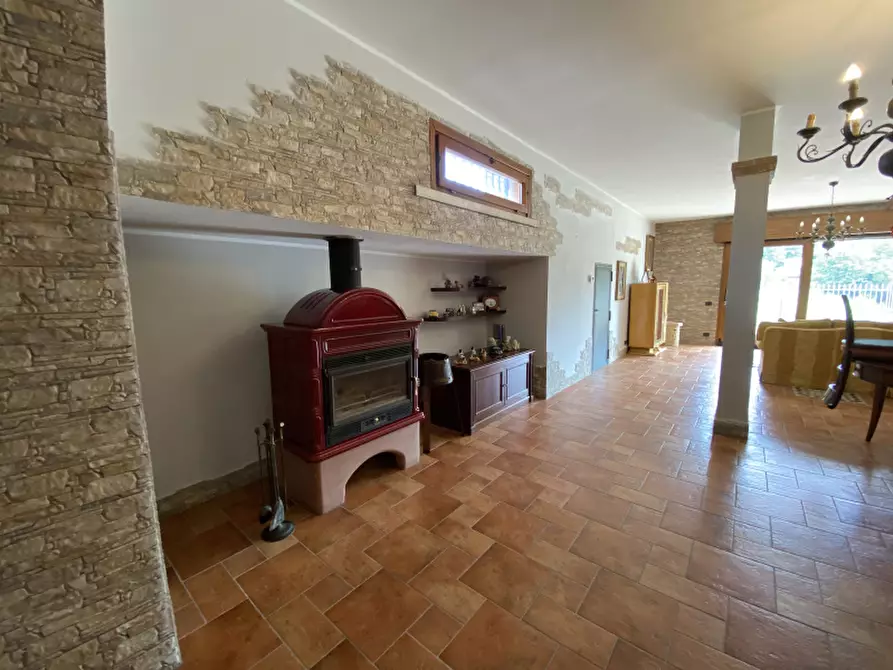 Immagine 21 di Villa in vendita  in Via Siliqua a Fiumicino