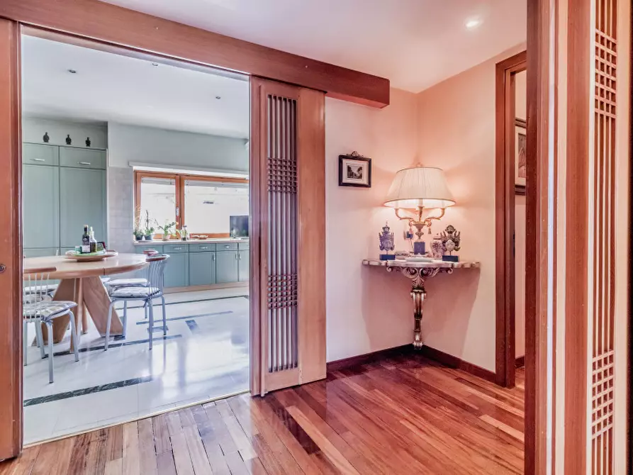 Immagine 8 di Appartamento in vendita  in Via Nicola Coviello a Roma