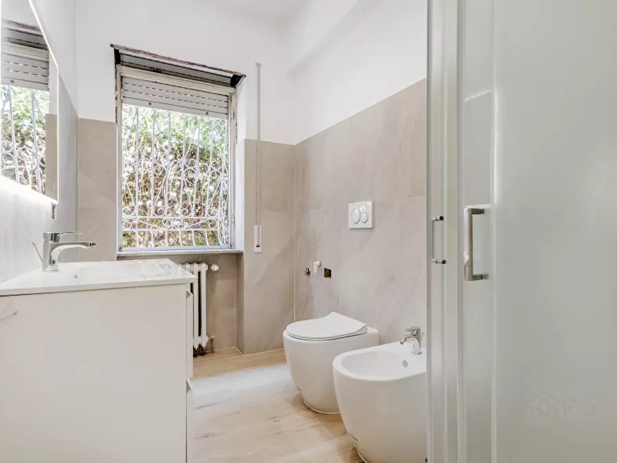 Immagine 34 di Appartamento in vendita  in Via Aurelia a Roma