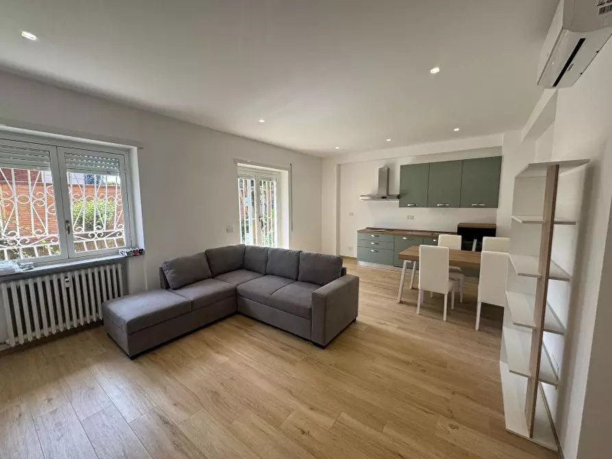 Immagine 11 di Appartamento in vendita  in Via Aurelia a Roma