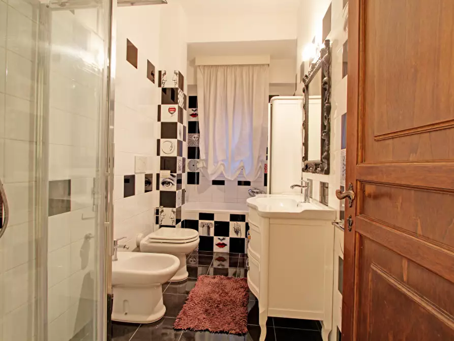 Immagine 34 di Appartamento in vendita  in Via Franco Sacchetti a Roma