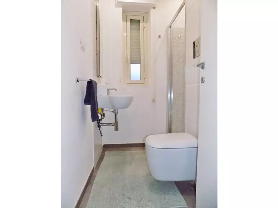 Immagine 8 di Appartamento in vendita  in Via Delle Ciambre a Palermo