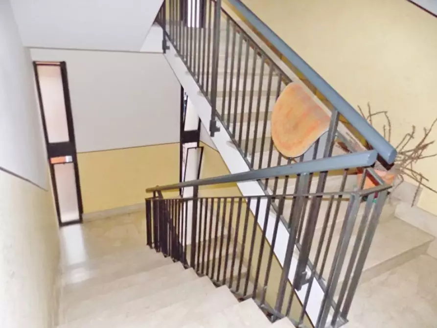 Immagine 15 di Appartamento in vendita  in Via Delle Ciambre a Palermo