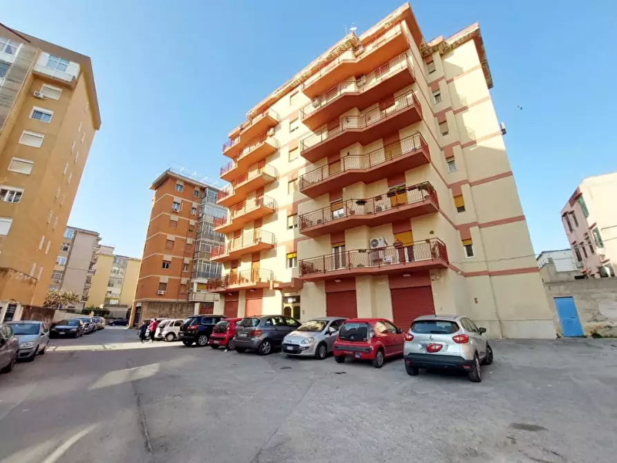 Immagine 24 di Appartamento in vendita  in Via Enrico Franco a Palermo