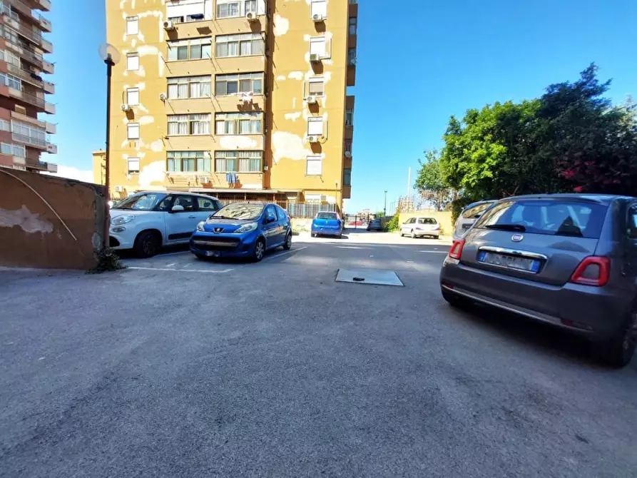 Immagine 4 di Box auto in vendita  in Via Guglielmo Pecori Giraldi a Palermo