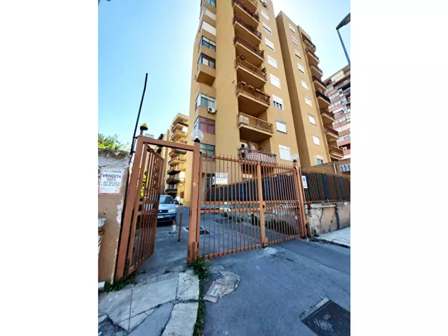 Immagine 1 di Box auto in vendita  in Via Guglielmo Pecori Giraldi a Palermo