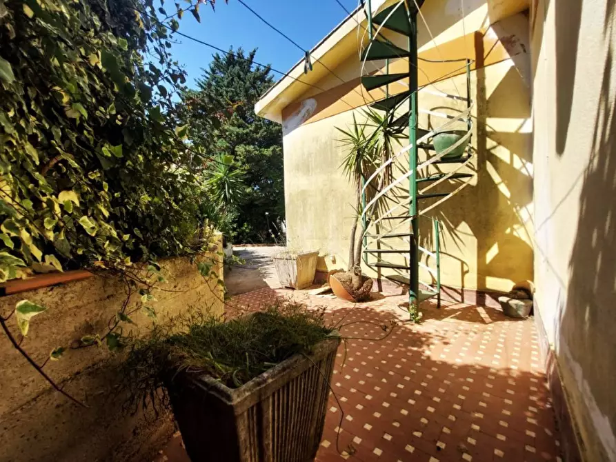 Immagine 24 di Villa in vendita  in Via Pezzingoli a Monreale