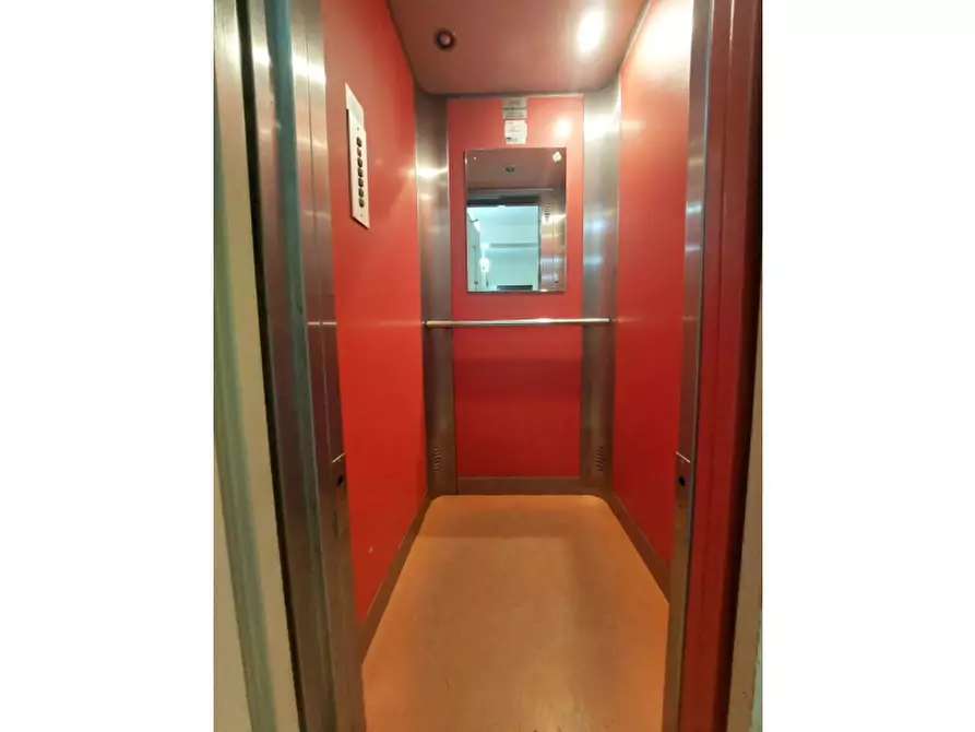 Immagine 31 di Appartamento in vendita  in Via Giuseppe Fava a Monreale