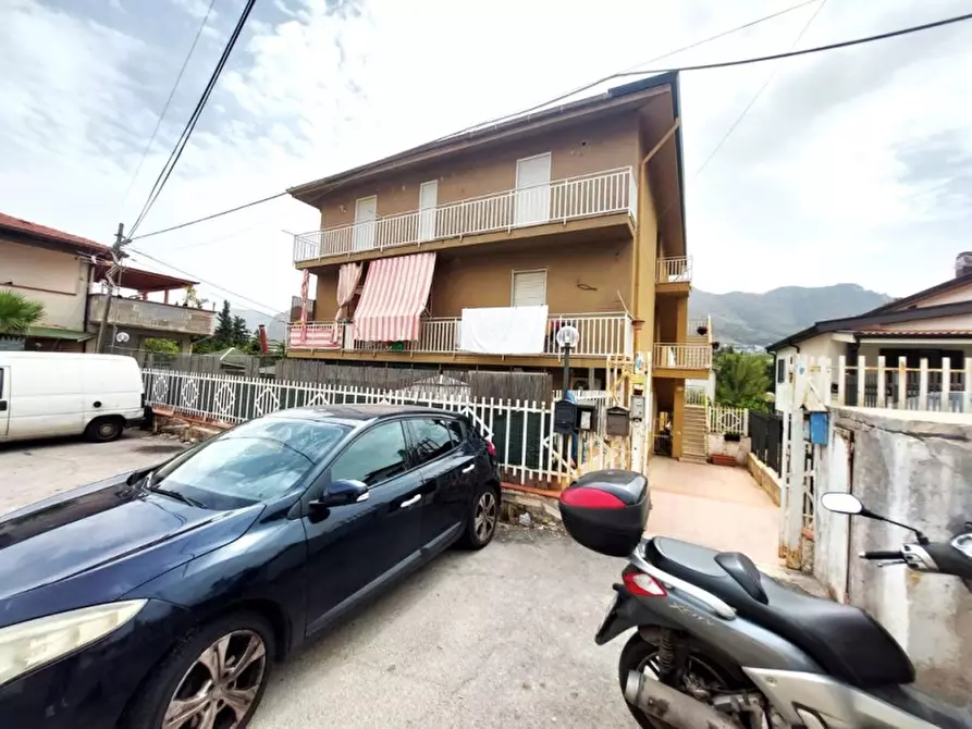 Immagine 5 di Appartamento in vendita  in Via Antonino Uccello a Palermo