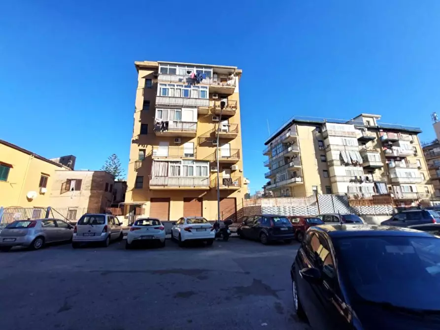 Immagine 4 di Negozio in vendita  in Via Antonio Pigafetta a Palermo