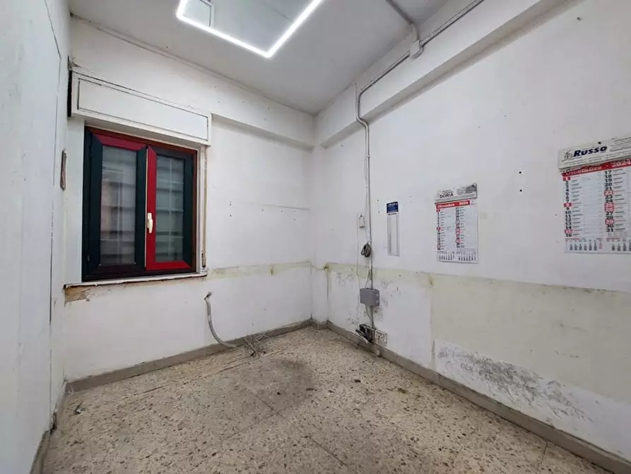 Immagine 10 di Negozio in vendita  in Via Antonio Pigafetta a Palermo