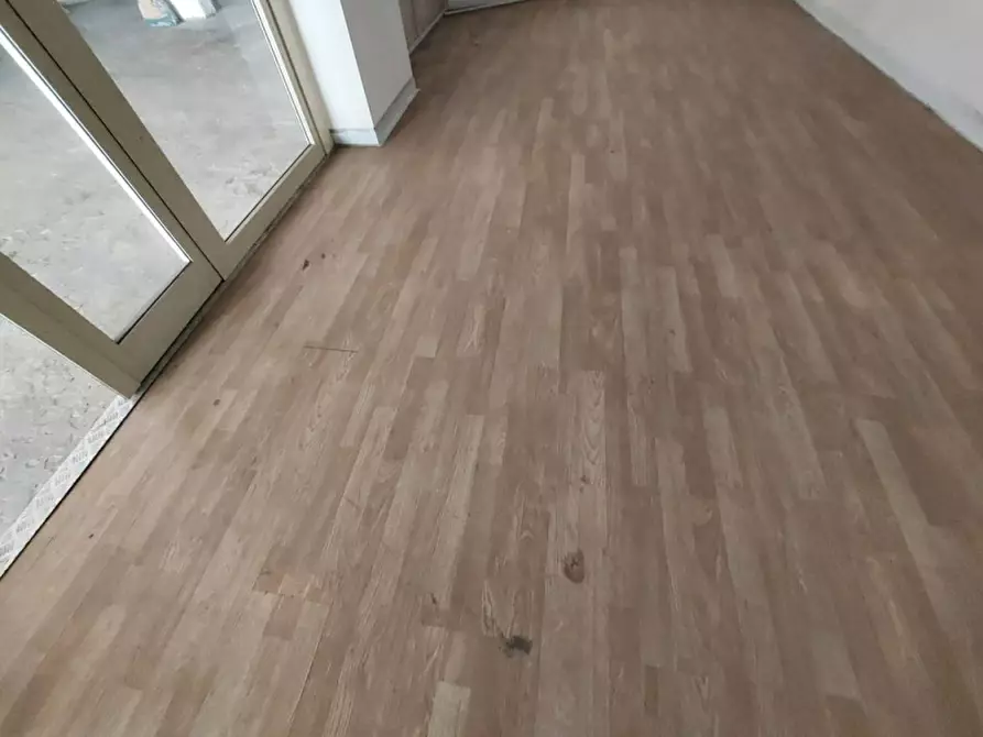 Immagine 13 di Negozio in vendita  in Via Antonio Pigafetta a Palermo