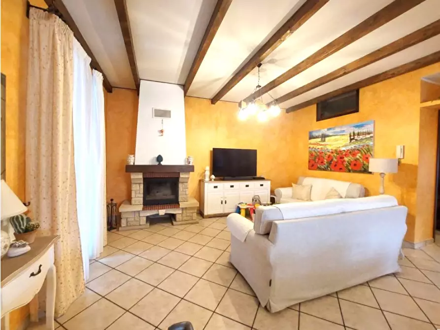 Immagine 2 di Appartamento in vendita  in Corso Piano di Renda a Altofonte