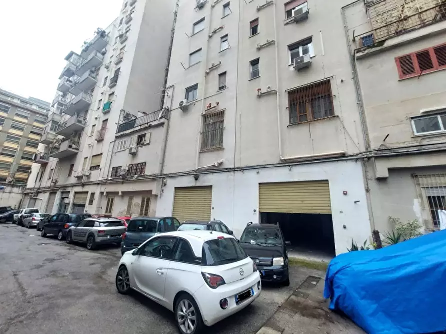Immagine 1 di Negozio in vendita  in Via Maggiore Pietro Toselli a Palermo
