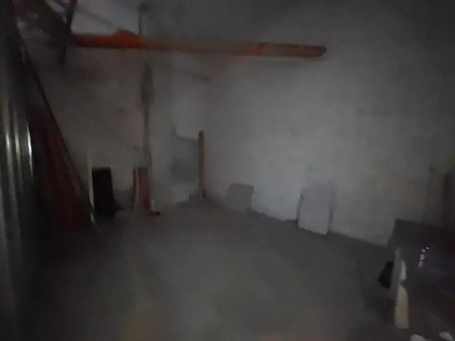 Immagine 18 di Negozio in vendita  in Via Maggiore Pietro Toselli a Palermo