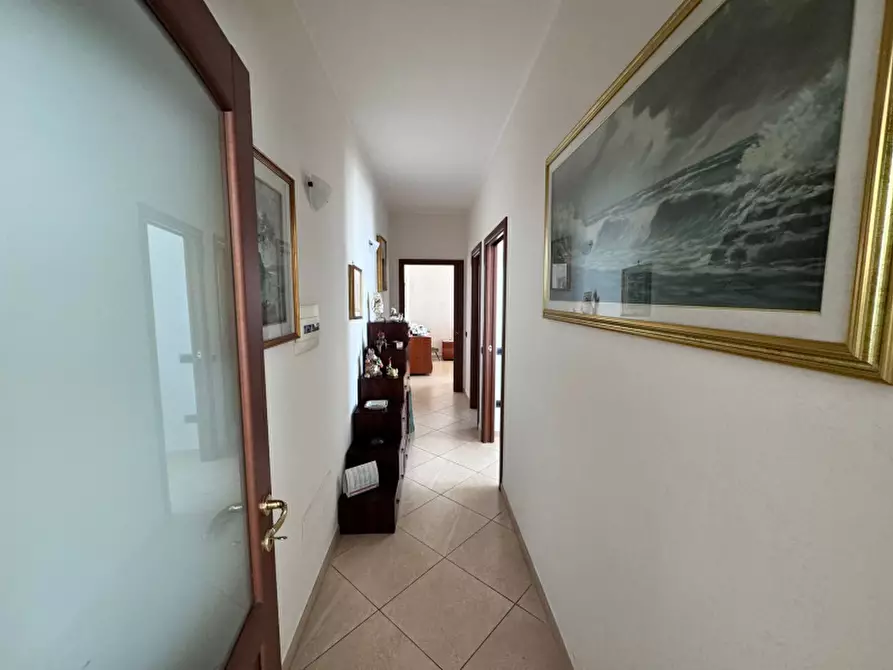 Immagine 10 di Appartamento in vendita  in Via delle Industrie a Scafati