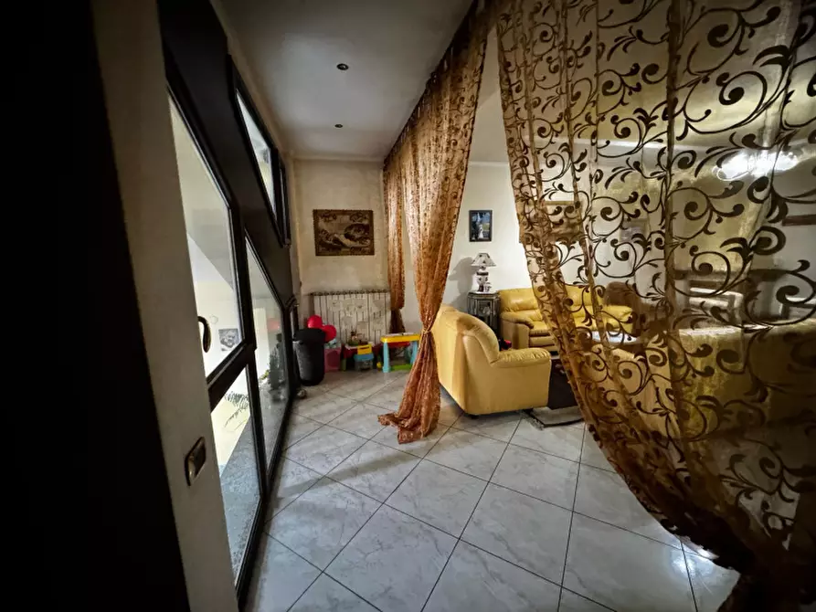 Immagine 4 di Palazzo in vendita  in Via Marchesa a Boscoreale