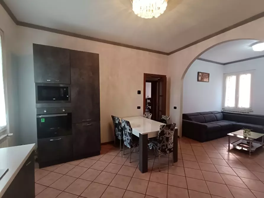 Immagine 13 di Appartamento in vendita  in Via 20 Settembre a Rovato