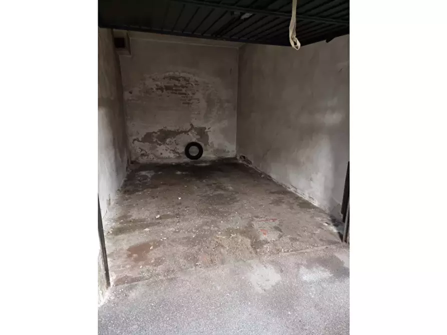 Immagine 5 di Box auto in vendita  in Via Giuseppe Biamonti a Torino