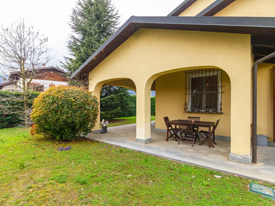 Immagine 35 di Villa in vendita  in Via Cafasse a Fiano