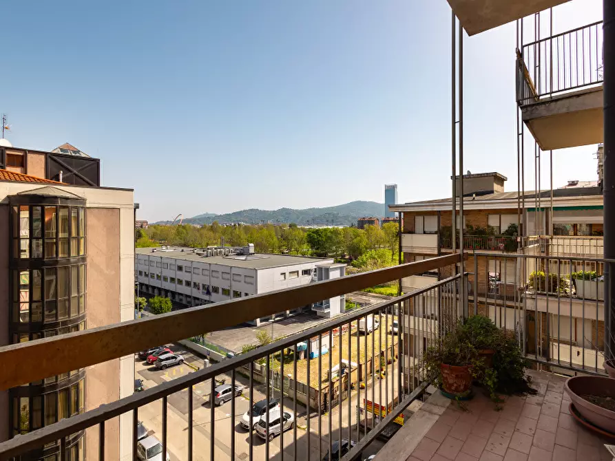 Immagine 23 di Appartamento in vendita  in Corso Traiano a Torino