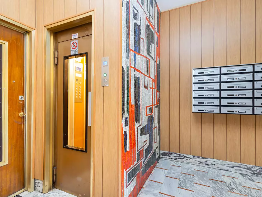 Immagine 26 di Appartamento in vendita  in Corso Traiano a Torino