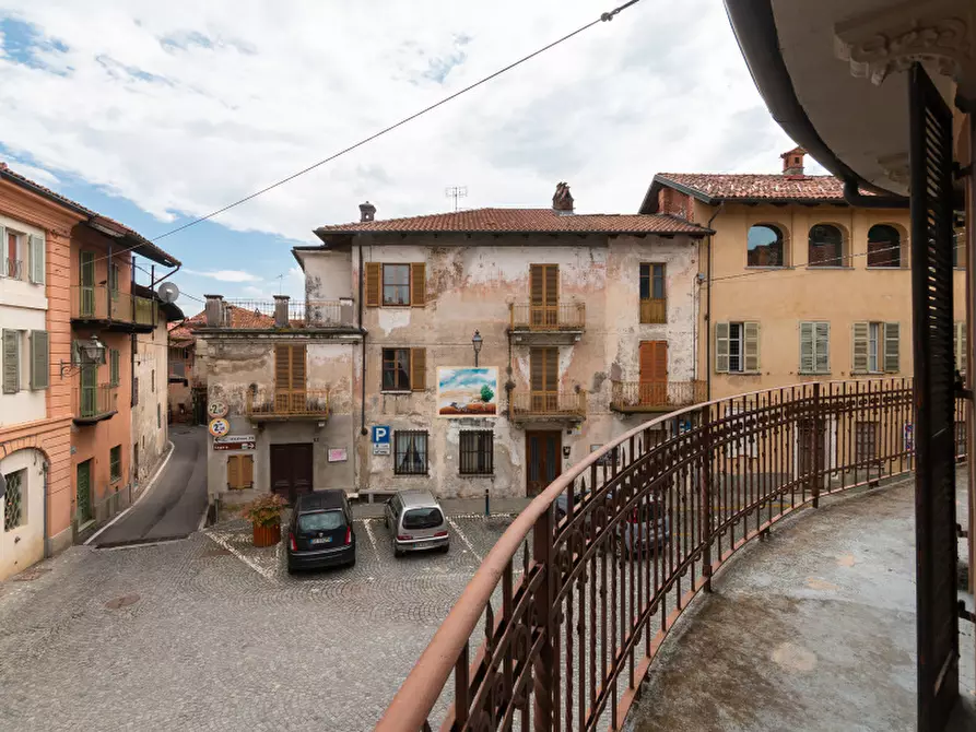 Immagine 20 di Negozio in vendita  in Piazza Sette Martiri a Candia Canavese