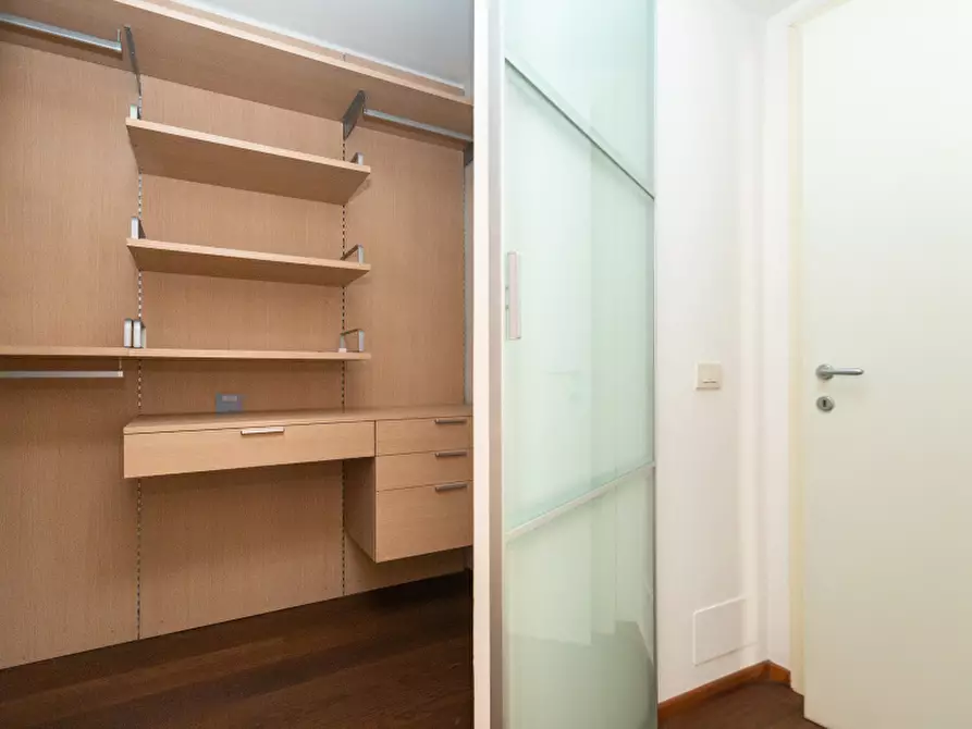 Immagine 19 di Appartamento in vendita  in Via Cesare Battisti a Torino