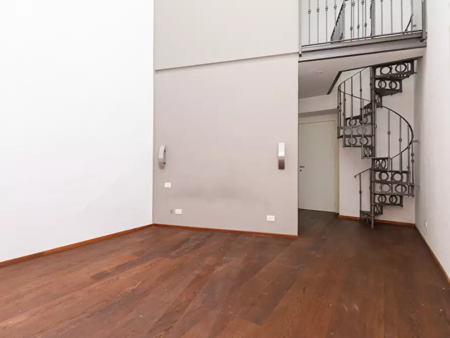 Immagine 28 di Appartamento in affitto  in Via Cesare Battisti a Torino