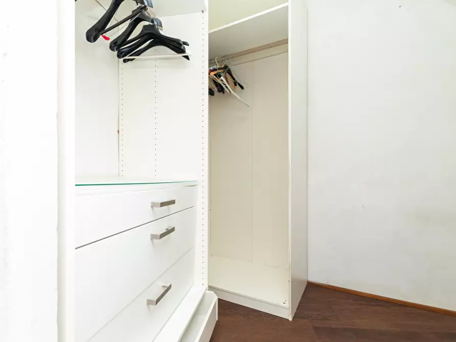 Immagine 31 di Appartamento in affitto  in Via Cesare Battisti a Torino