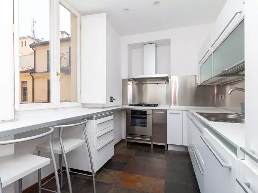 Immagine 32 di Appartamento in affitto  in Via Cesare Battisti a Torino