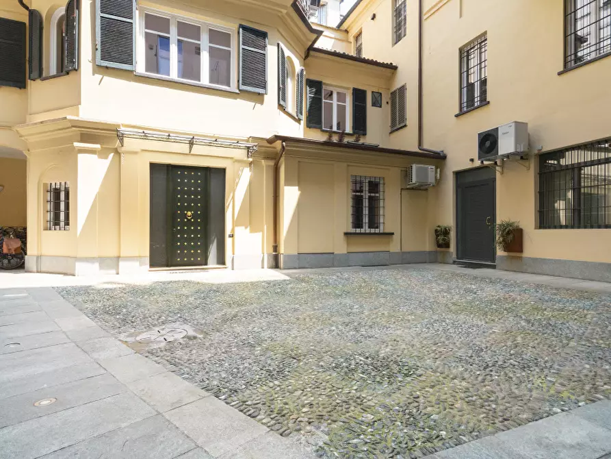 Immagine 38 di Appartamento in affitto  in Via Cesare Battisti a Torino