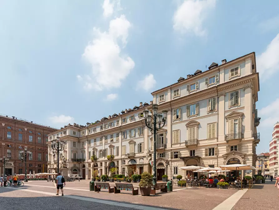 Immagine 42 di Appartamento in affitto  in Via Cesare Battisti a Torino