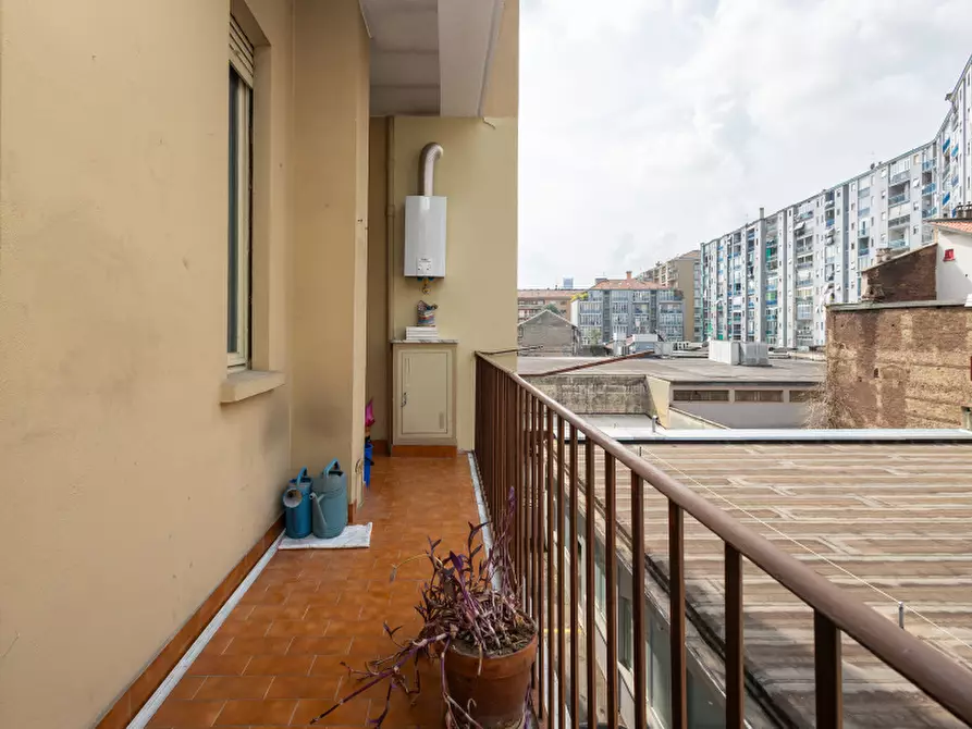 Immagine 8 di Appartamento in vendita  in Via Genova a Torino