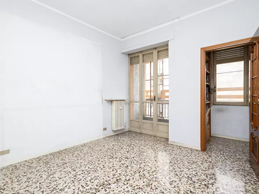 Immagine 18 di Appartamento in vendita  in Via Genova a Torino