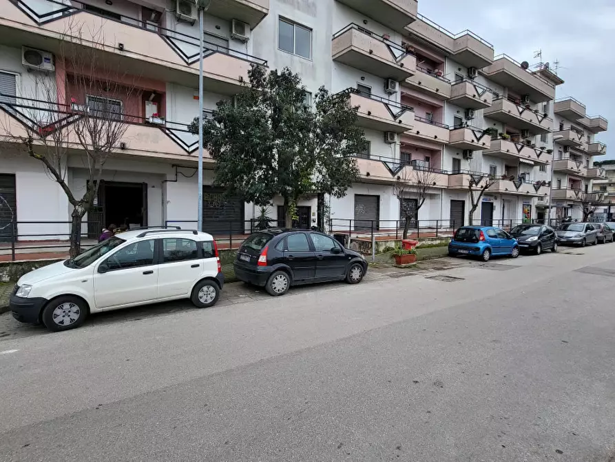 Immagine 1 di Negozio in vendita  in Traversa Massimo Troisi a Scafati