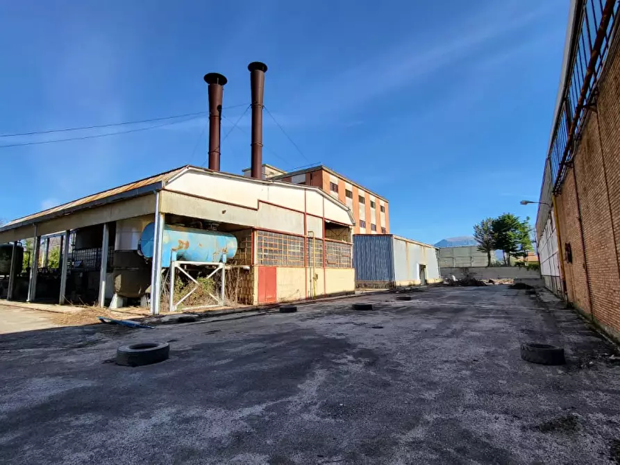 Immagine 1 di Capannone industriale in vendita  in Battipaglia a Battipaglia