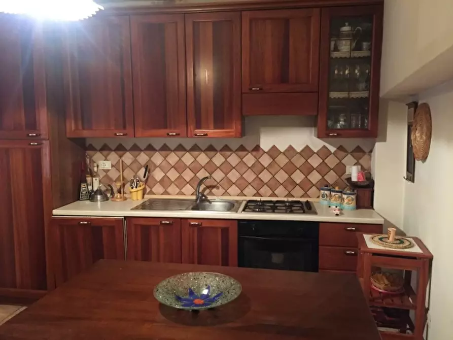 Immagine 3 di Appartamento in vendita  in Via Santa Barbara a Montesano Sulla Marcellana