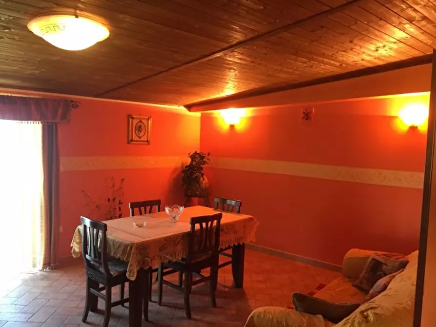 Immagine 5 di Appartamento in vendita  in Via Santa Barbara a Montesano Sulla Marcellana