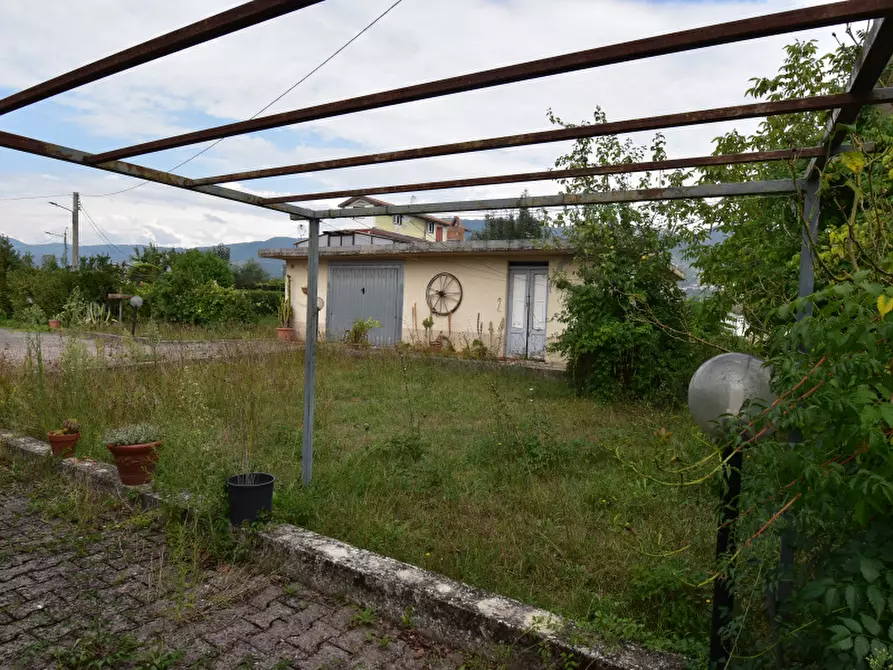 Immagine 19 di Villa in vendita  in Via Dante Alighieri a Montesano Sulla Marcellana