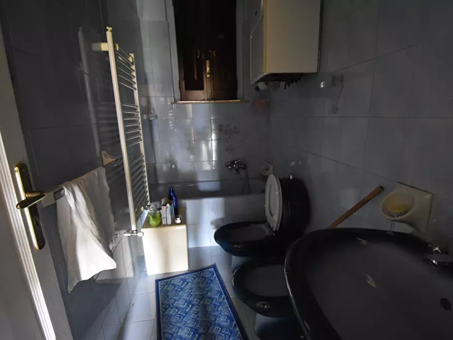 Immagine 12 di Villa in vendita  in Via Dante Alighieri a Montesano Sulla Marcellana