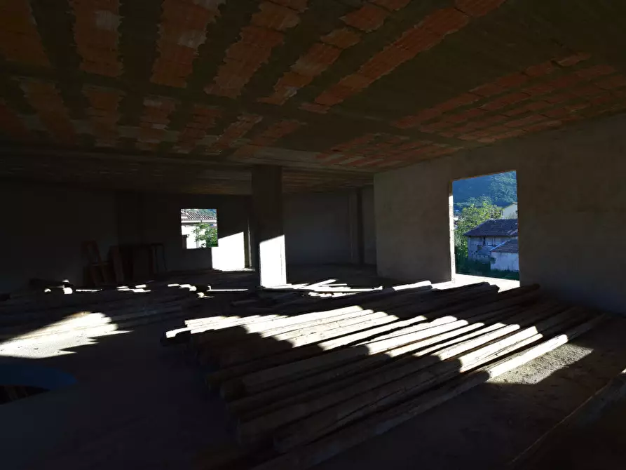 Immagine 8 di Palazzo in vendita  in Via Prato 3 a Teggiano