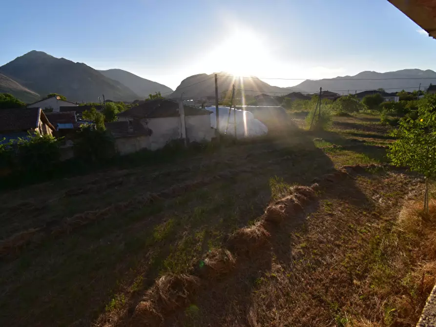 Immagine 13 di Palazzo in vendita  in Via Prato 3 a Teggiano