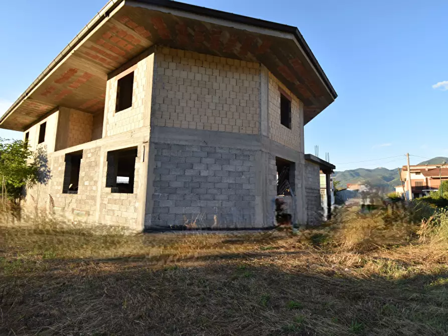 Immagine 21 di Palazzo in vendita  in Via Prato 3 a Teggiano