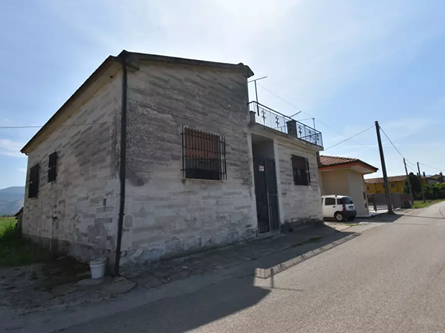 Immagine 1 di Palazzo in vendita  in Via Pedale a Sassano