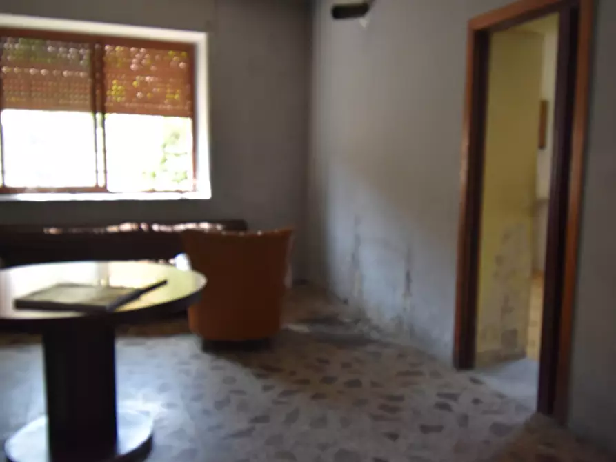 Immagine 19 di Palazzo in vendita  in Via Pedale a Sassano