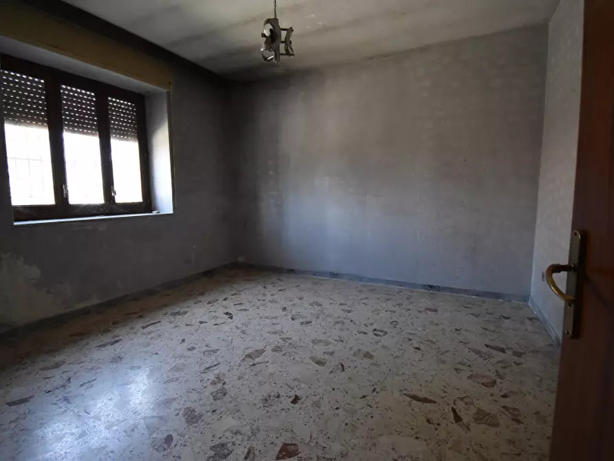 Immagine 23 di Palazzo in vendita  in Via Pedale a Sassano